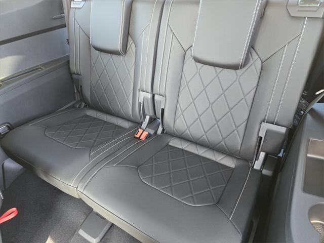 new 2025 Volkswagen Atlas car, priced at $50,545
