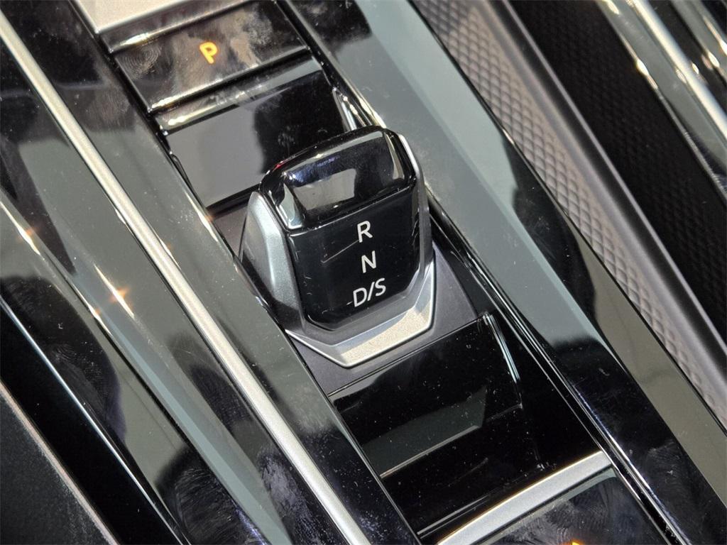 new 2025 Volkswagen Golf GTI car, priced at $43,198