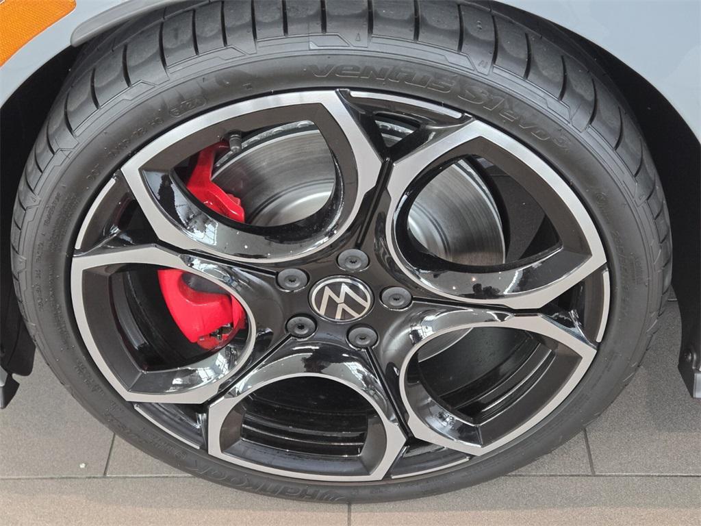 new 2025 Volkswagen Golf GTI car, priced at $43,198