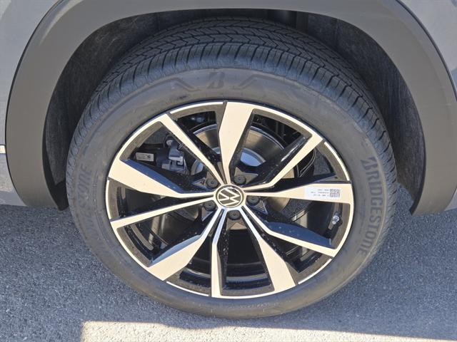 new 2025 Volkswagen Atlas Cross Sport car, priced at $49,745