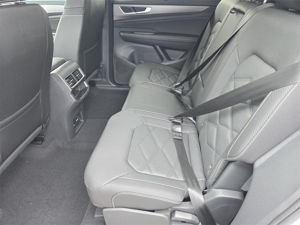 new 2025 Volkswagen Atlas Cross Sport car, priced at $37,161