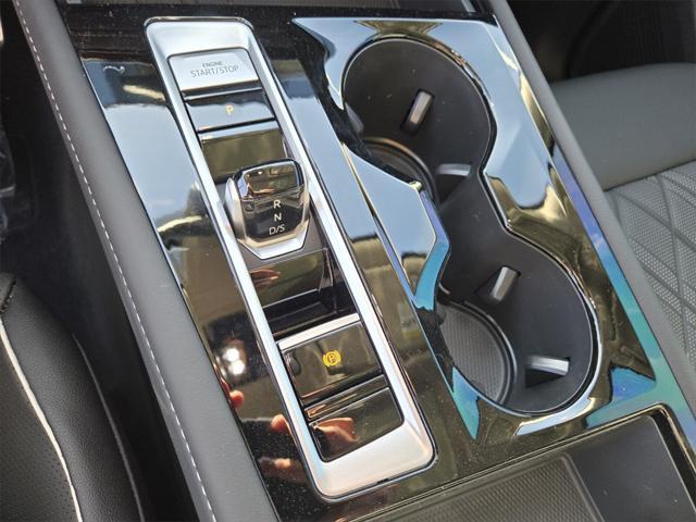 new 2025 Volkswagen Atlas car, priced at $50,081