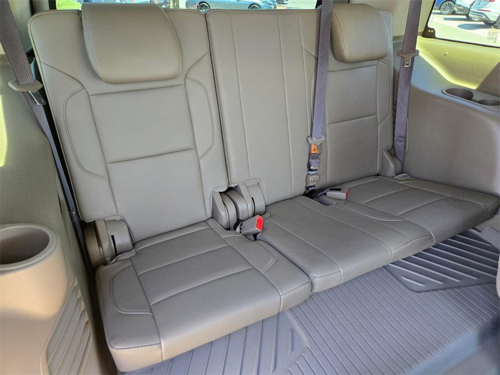 used 2019 GMC Yukon car, priced at $33,987