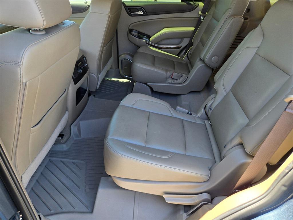 used 2019 GMC Yukon car, priced at $33,987