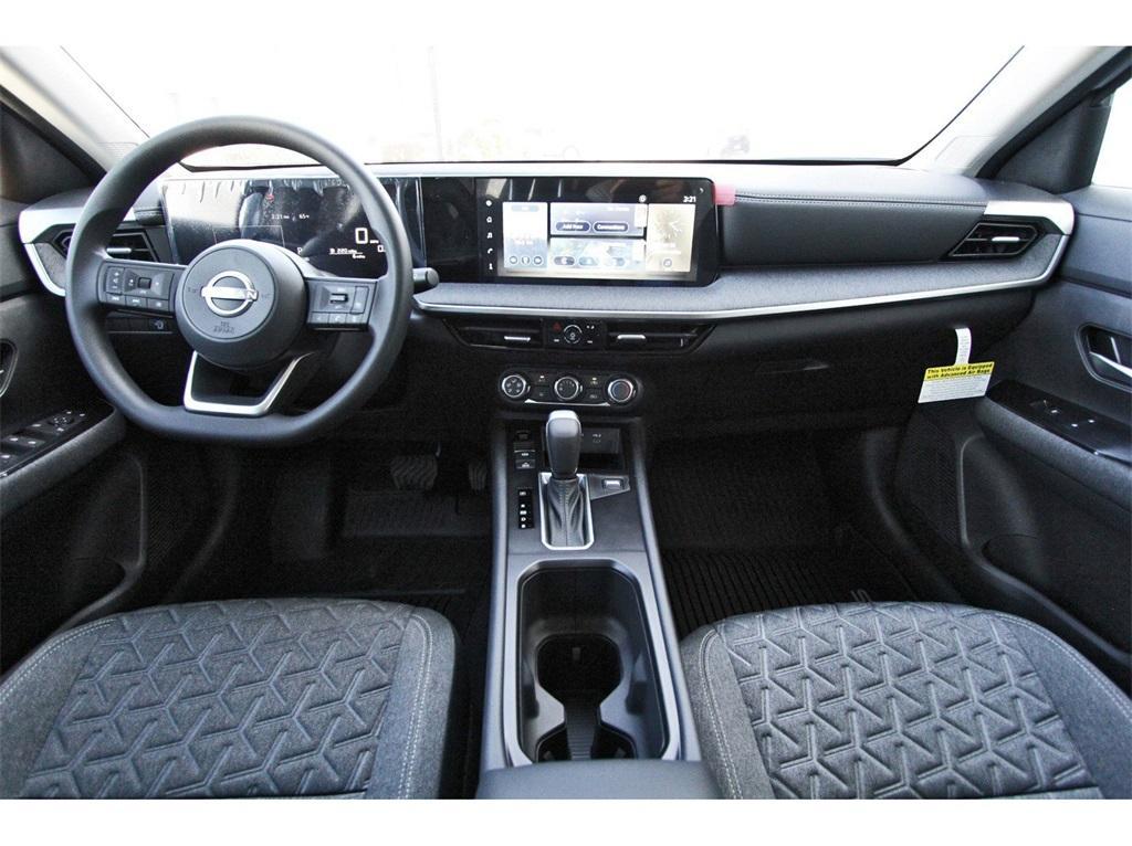 new 2025 Nissan Kicks car, priced at $25,911