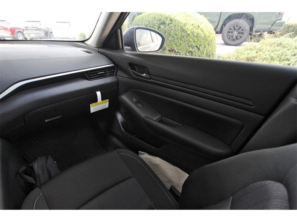 new 2025 Nissan Altima car, priced at $26,173