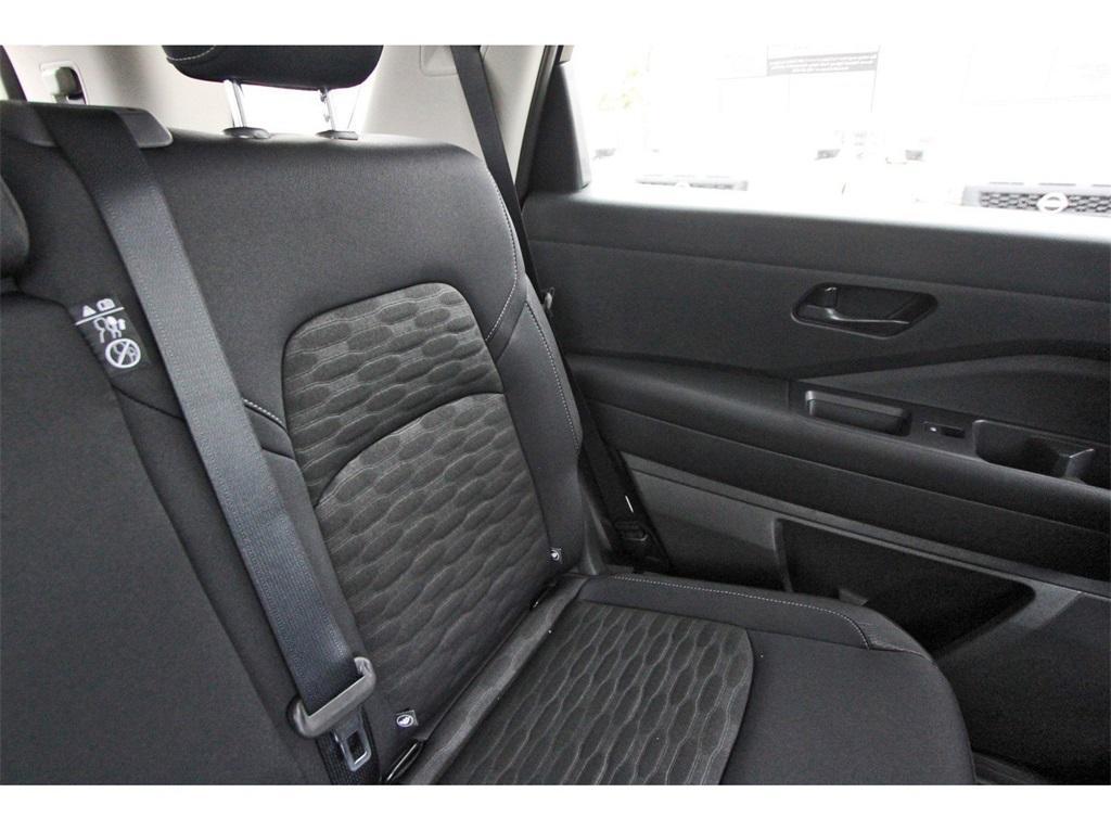 new 2025 Nissan Pathfinder car, priced at $34,753