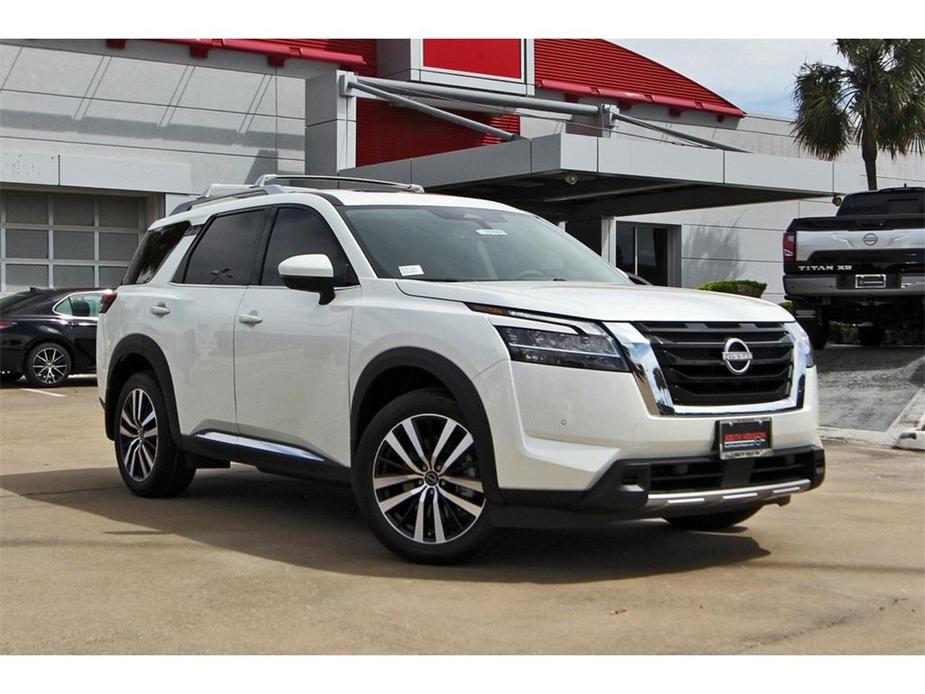 new 2024 Nissan Pathfinder car, priced at $49,745