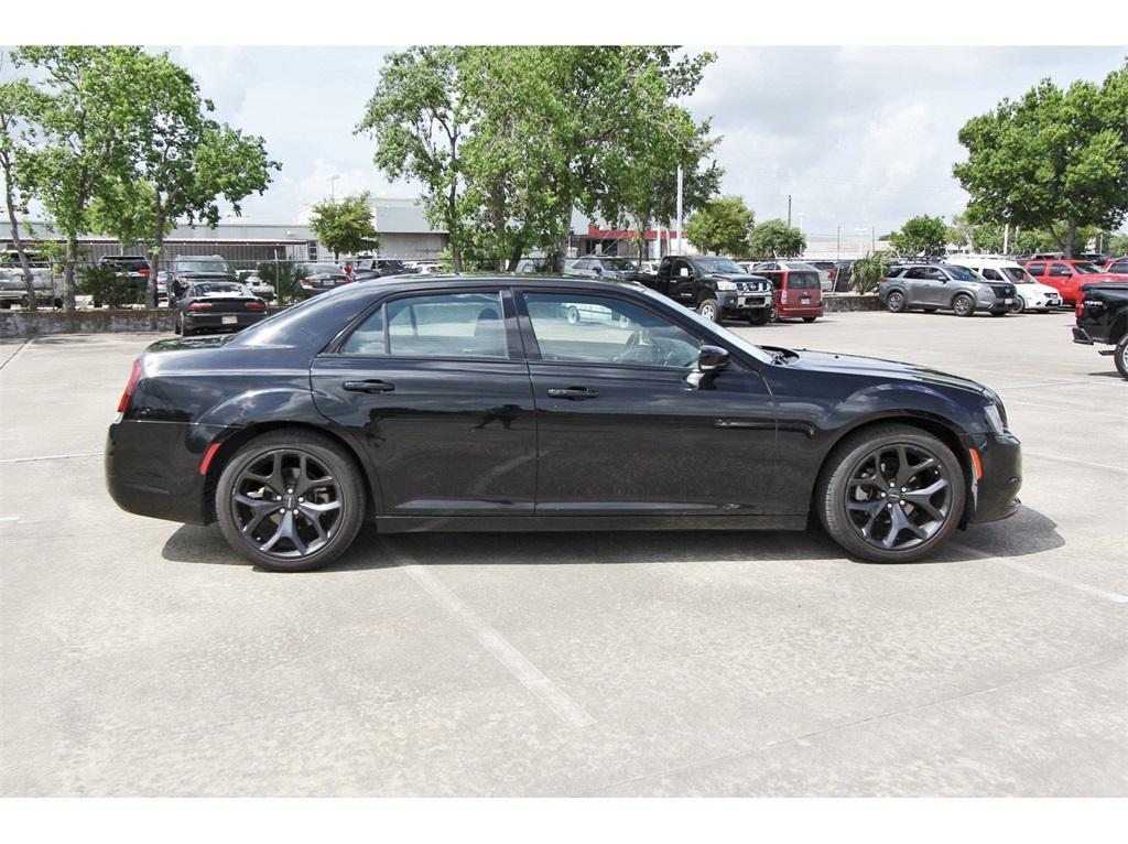used 2022 Chrysler 300 car, priced at $25,227