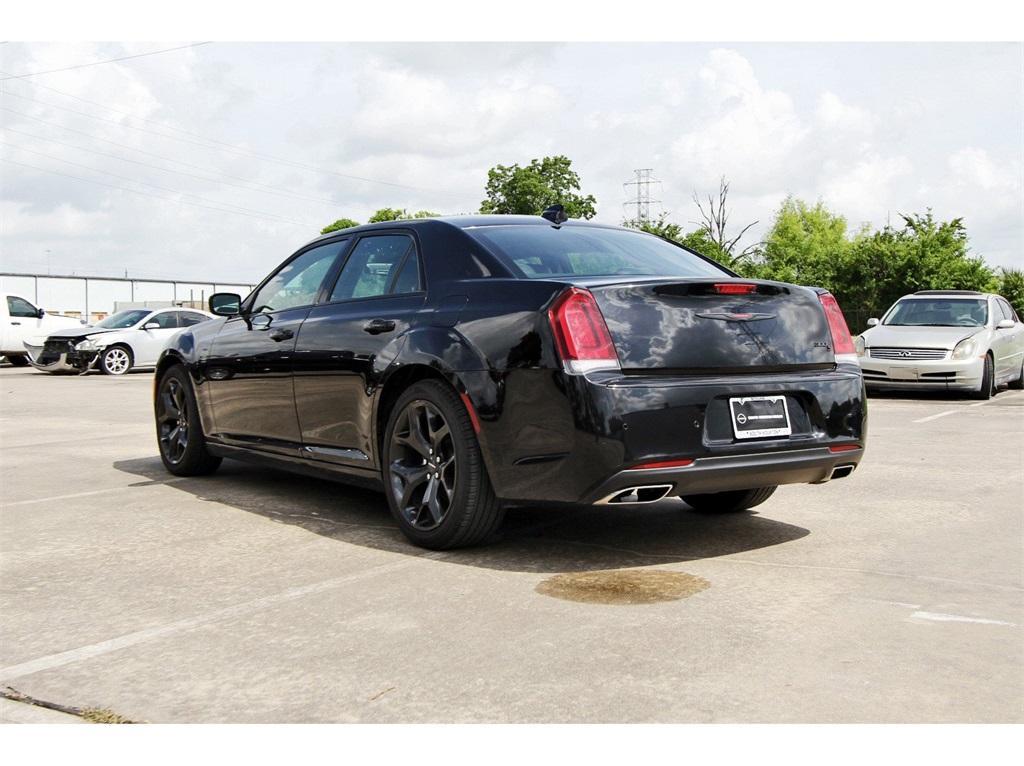 used 2022 Chrysler 300 car, priced at $25,227