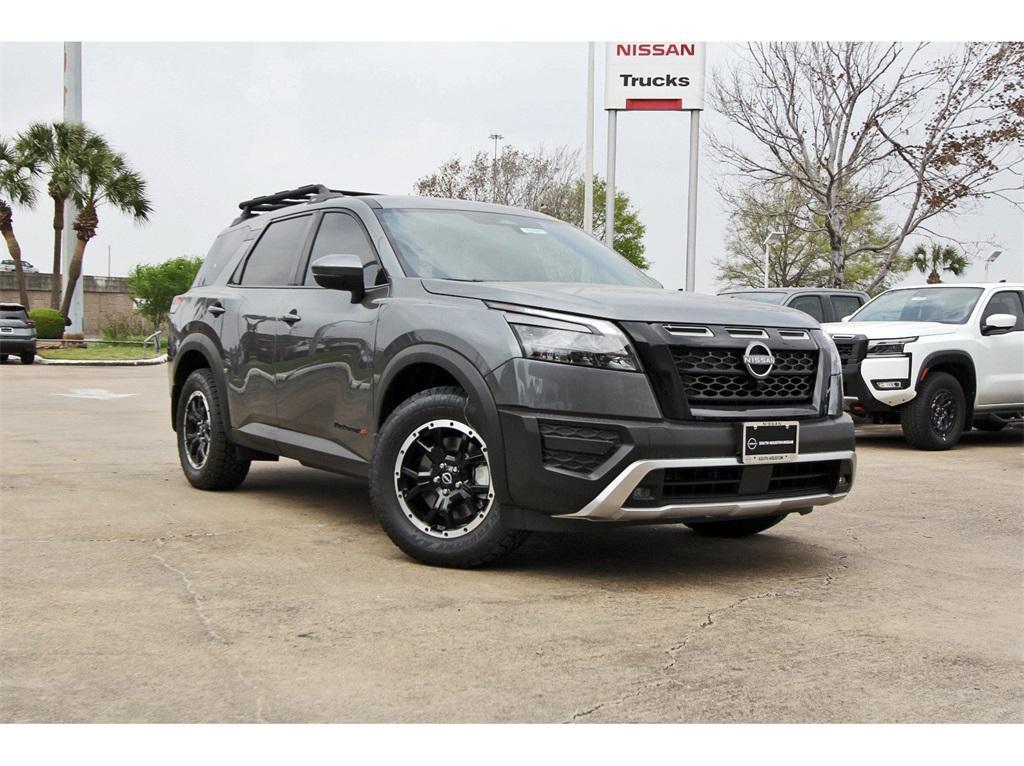 new 2025 Nissan Pathfinder car, priced at $43,564