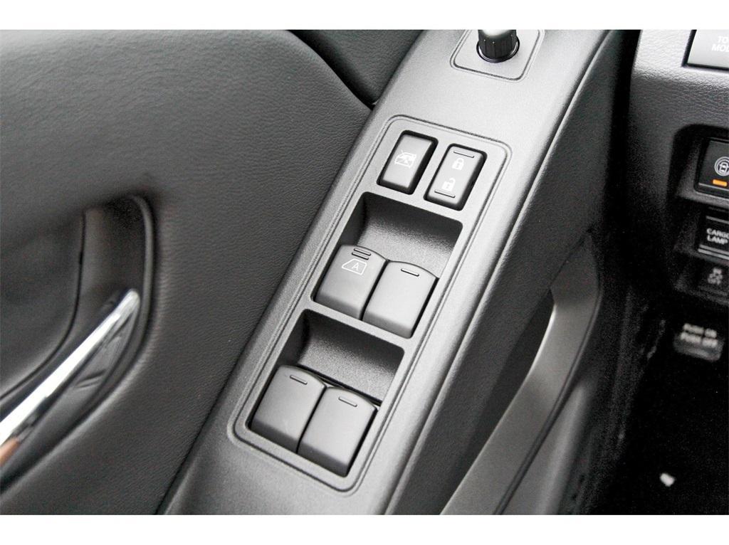 new 2025 Nissan Frontier car, priced at $37,675