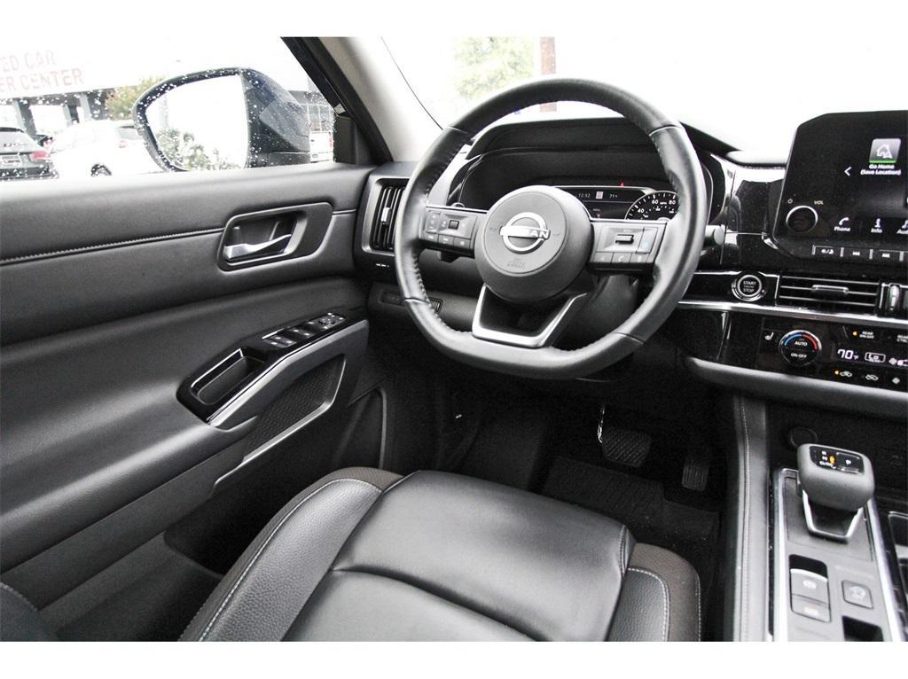 used 2023 Nissan Pathfinder car