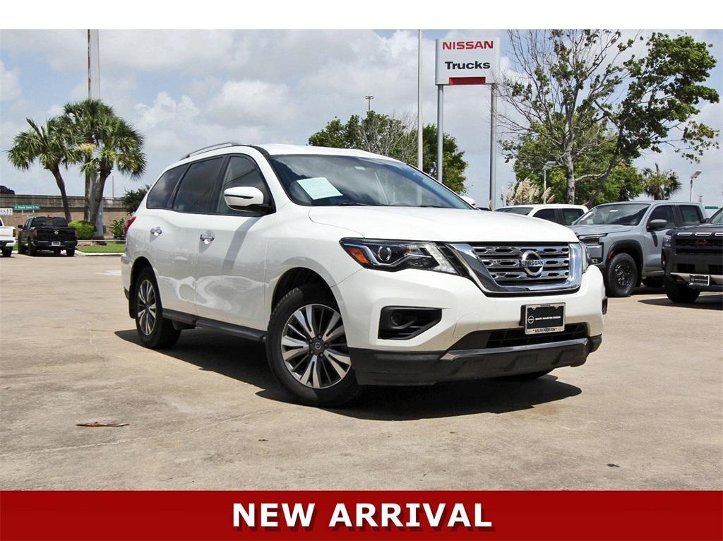 used 2020 Nissan Pathfinder car, priced at $20,558