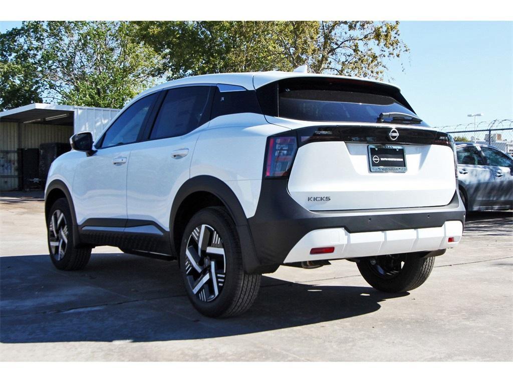 new 2025 Nissan Kicks car, priced at $25,001