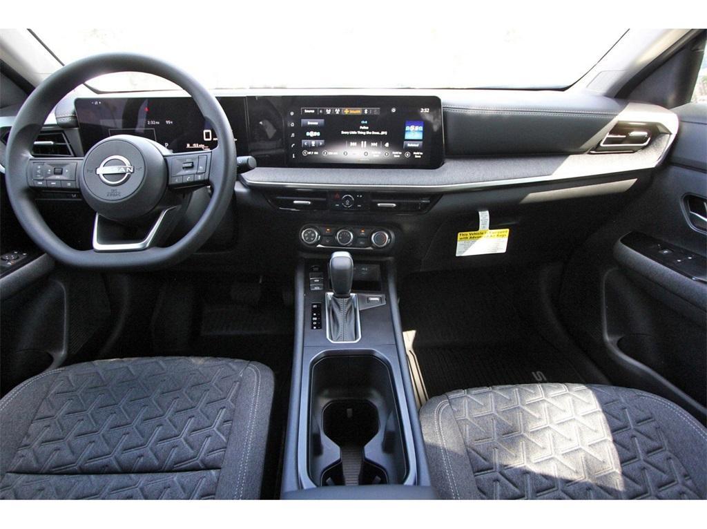new 2025 Nissan Kicks car, priced at $25,001