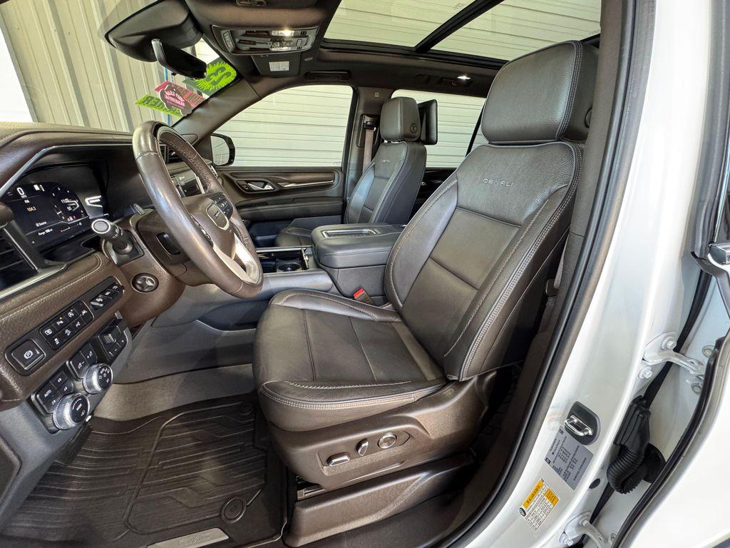 used 2023 GMC Yukon XL car, priced at $64,754