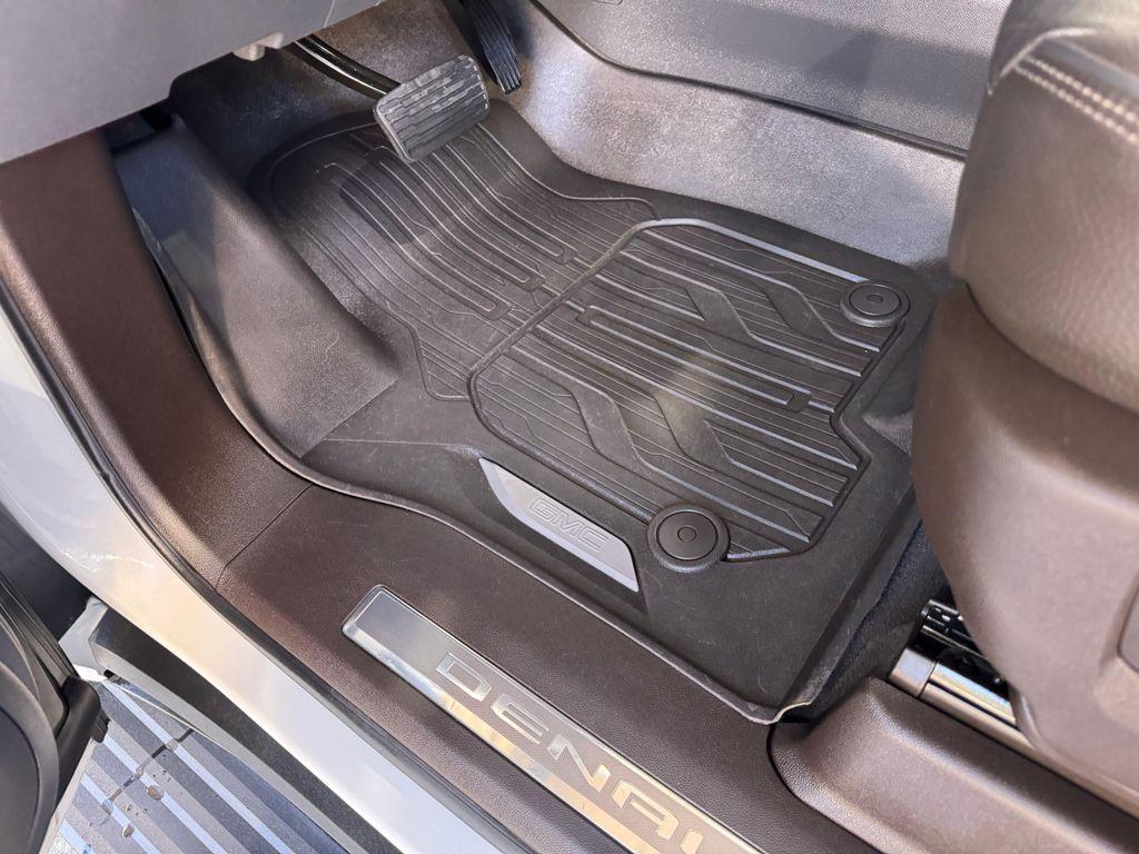 used 2023 GMC Yukon XL car, priced at $64,754