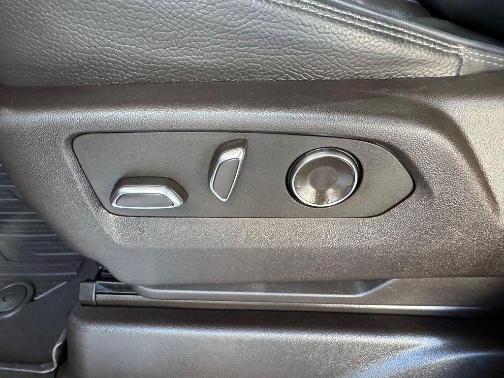 used 2023 GMC Yukon XL car, priced at $64,754