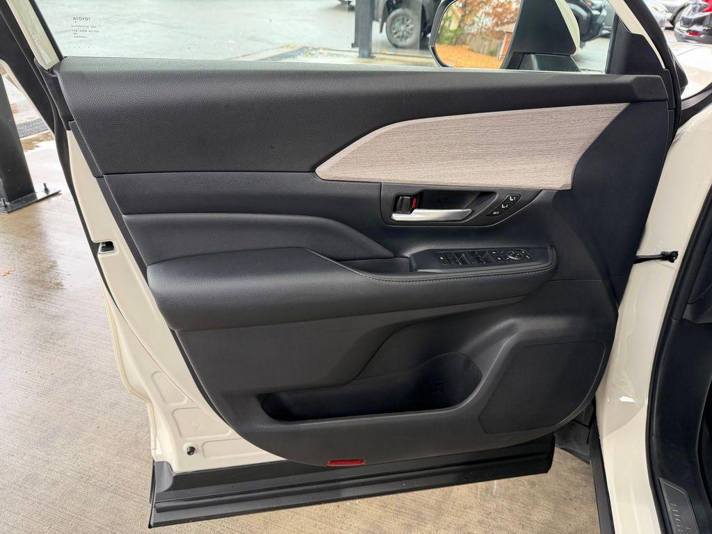 used 2024 Toyota Grand Highlander Hybrid car, priced at $50,741
