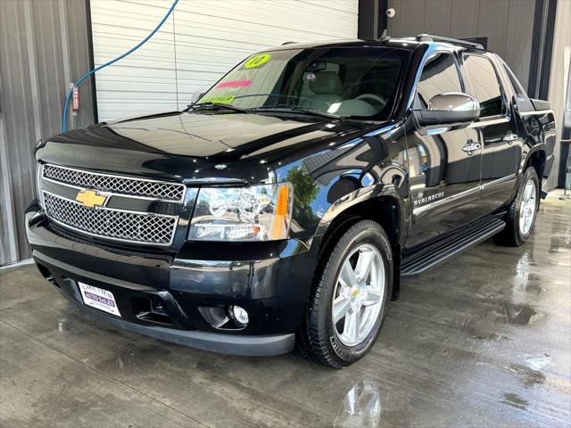 used 2010 Chevrolet Avalanche car, priced at $34,900