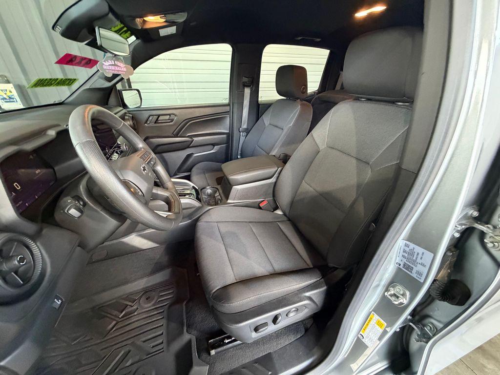 used 2024 Chevrolet Colorado car, priced at $37,404