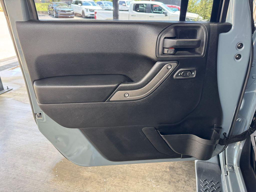 used 2014 Jeep Wrangler Unlimited car, priced at $18,820