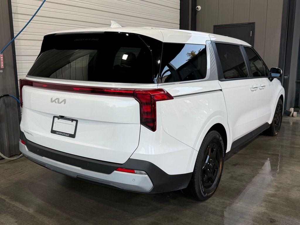 used 2025 Kia Carnival car, priced at $34,907