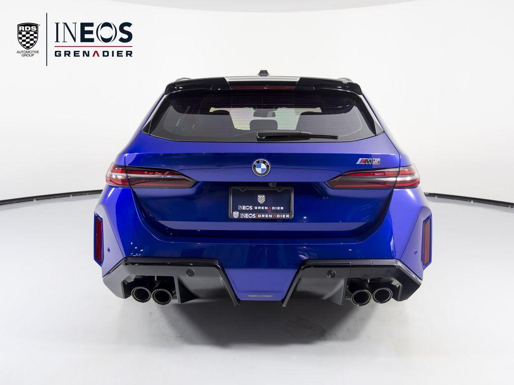 used 2025 BMW M5 car, priced at $138,896