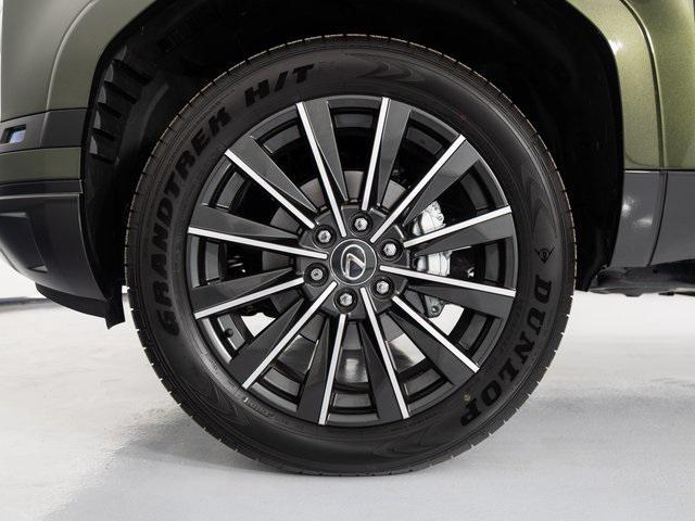 used 2025 Lexus GX 550 car, priced at $95,900