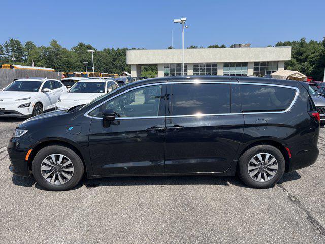 used 2022 Chrysler Pacifica Hybrid car, priced at $20,500