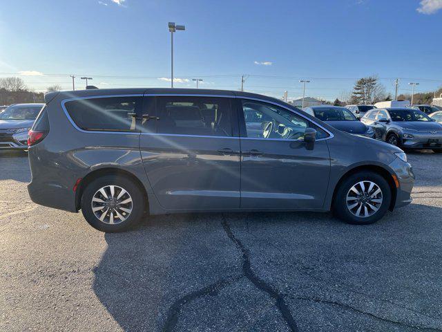 used 2022 Chrysler Pacifica Hybrid car, priced at $24,500