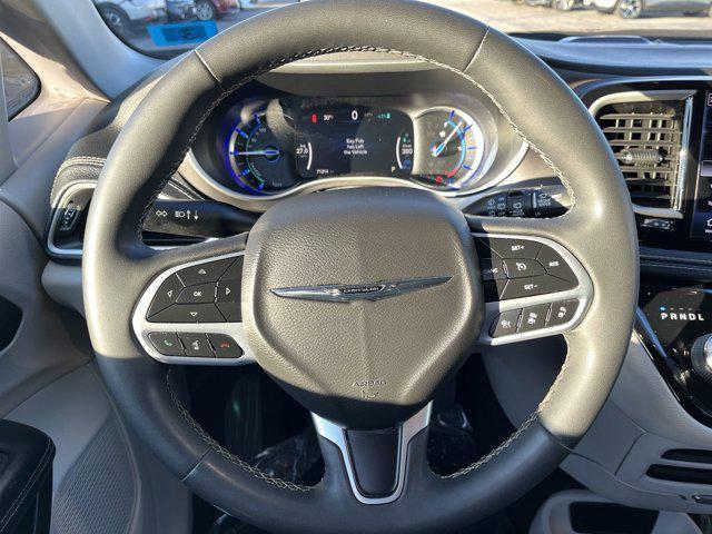 used 2022 Chrysler Pacifica Hybrid car, priced at $24,500