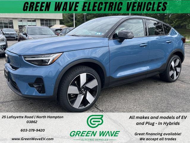 used 2022 Volvo C40 Recharge Pure Electric car, priced at $31,000