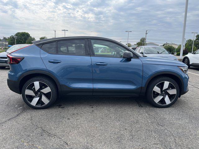 used 2022 Volvo C40 Recharge Pure Electric car, priced at $31,000