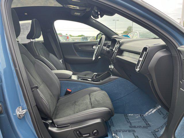 used 2022 Volvo C40 Recharge Pure Electric car, priced at $31,000