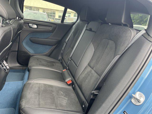 used 2022 Volvo C40 Recharge Pure Electric car, priced at $31,000