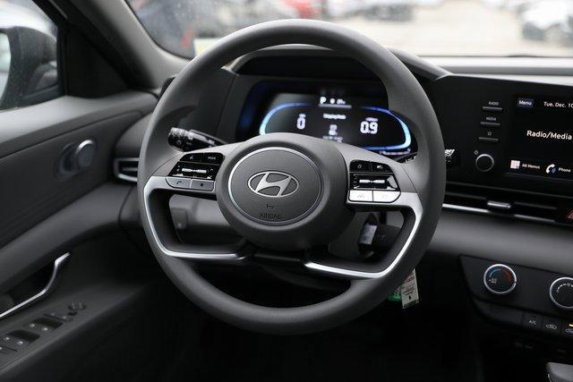 new 2025 Hyundai Elantra car, priced at $23,266