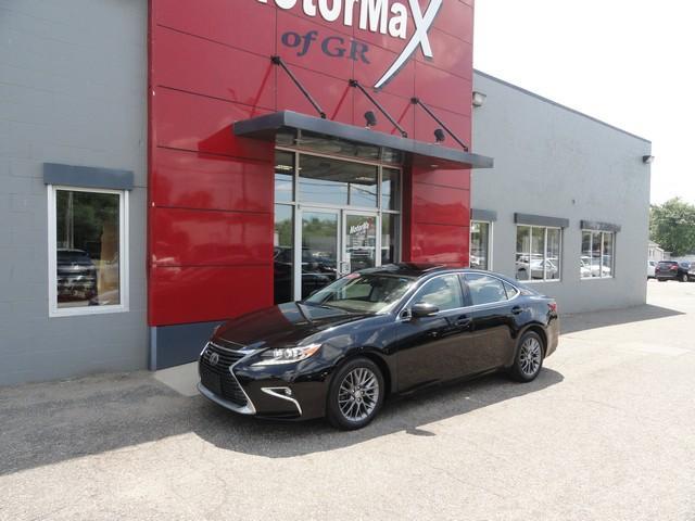 used 2017 Lexus ES 350 car, priced at $16,455