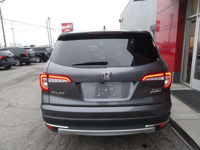 used 2022 Honda Pilot car, priced at $27,875