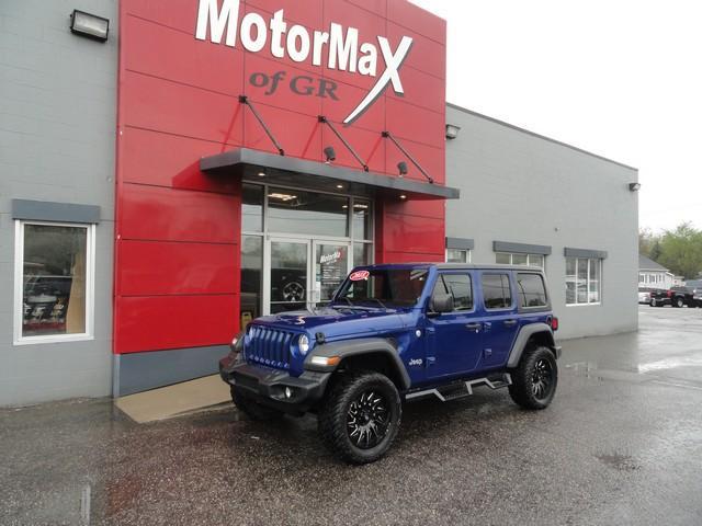 used 2018 Jeep Wrangler Unlimited car, priced at $24,875