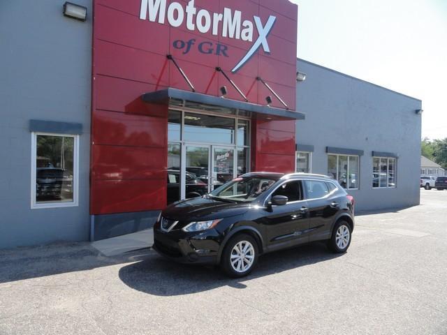 used 2019 Nissan Rogue Sport car, priced at $13,875