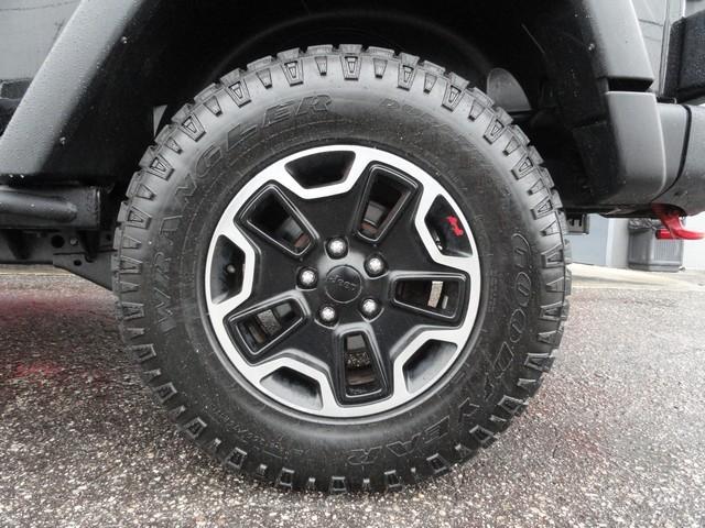 used 2014 Jeep Wrangler Unlimited car, priced at $20,455