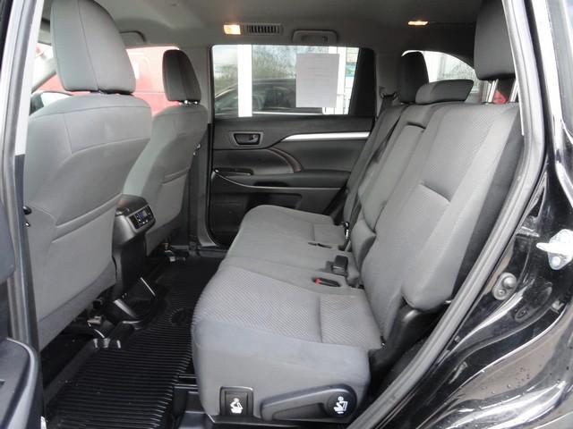 used 2019 Toyota Highlander car, priced at $22,675