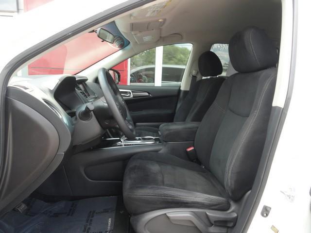 used 2016 Nissan Pathfinder car, priced at $14,875