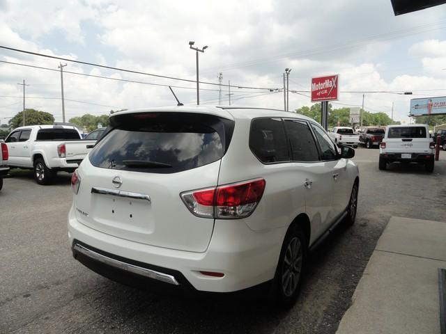 used 2016 Nissan Pathfinder car, priced at $14,875