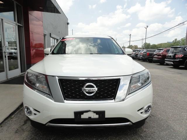 used 2016 Nissan Pathfinder car, priced at $14,875