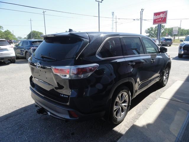 used 2016 Toyota Highlander car, priced at $19,875