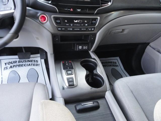 used 2021 Honda Pilot car, priced at $23,875