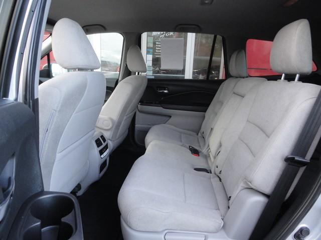 used 2021 Honda Pilot car, priced at $23,875